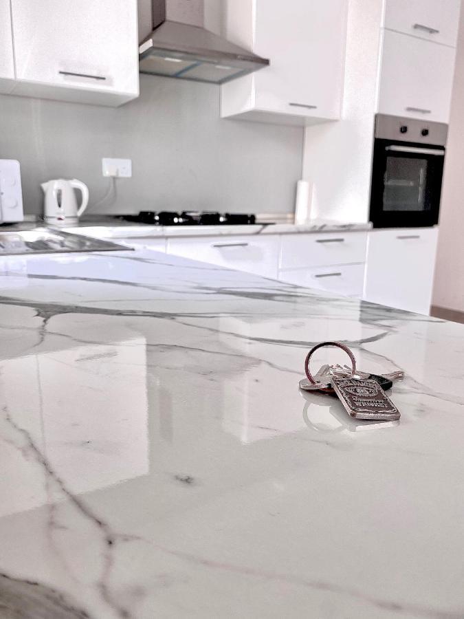New Breeze Apartment *